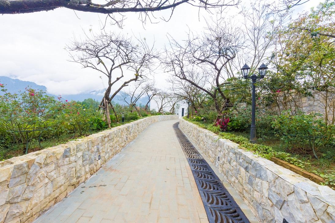 Silk Path Grand Sapa Resort