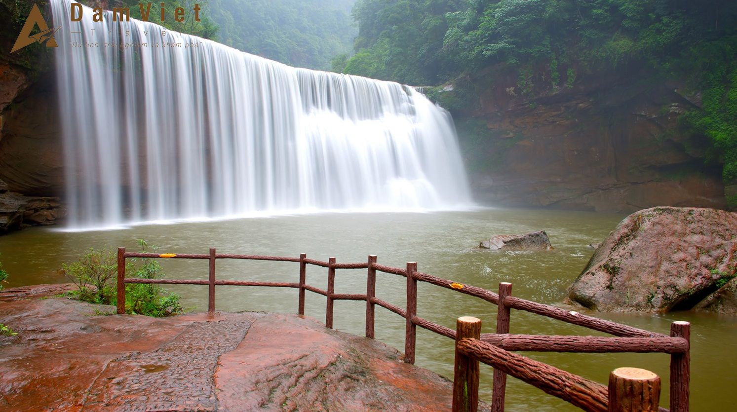 Tour du lịch Trùng Khánh-Xích Thủy-Vũ Long