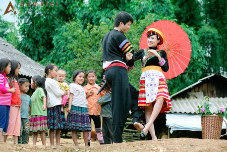 Hoạt động vui chơi trong ngày lễ