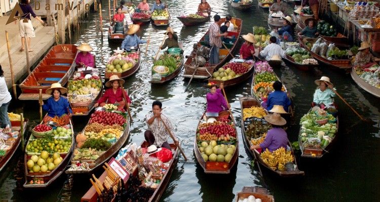 chợ nổi ở Pattaya