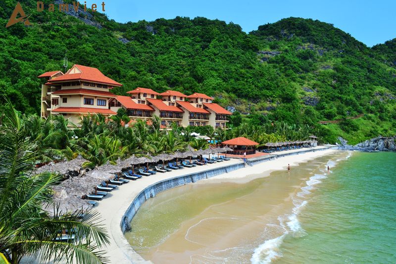 bãi tắm Cát Cò ở Cát Bà